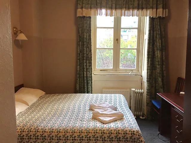 Four Stars Hotel